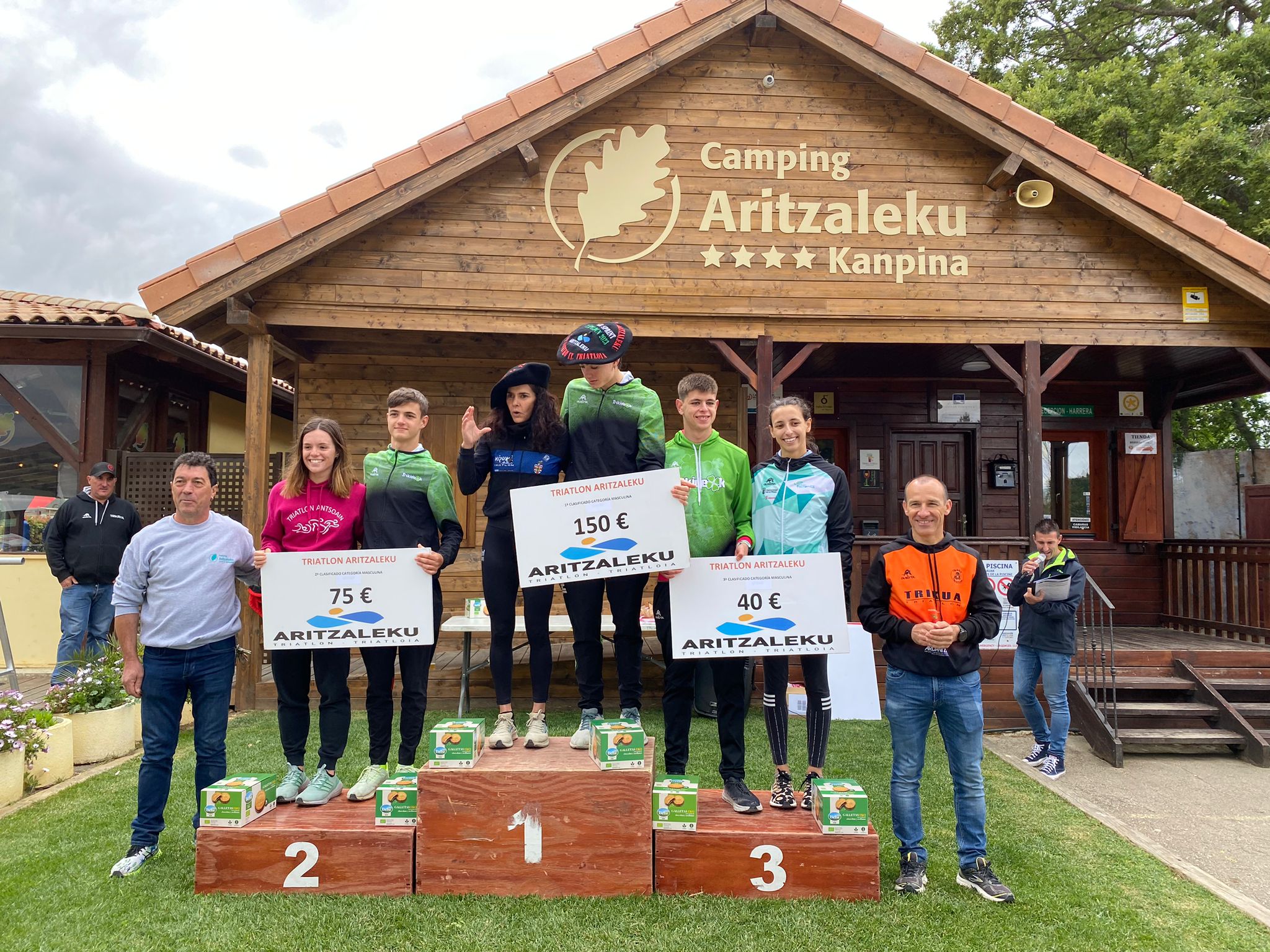Triatlón Aritzaleku 2023 celebra su XX aniversario con una gran prueba en distancias sprint y super sprint, y una comida de hermandad